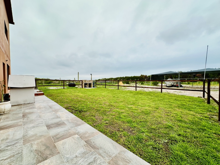 3 Bedroom Property for Sale in Franskraal Western Cape